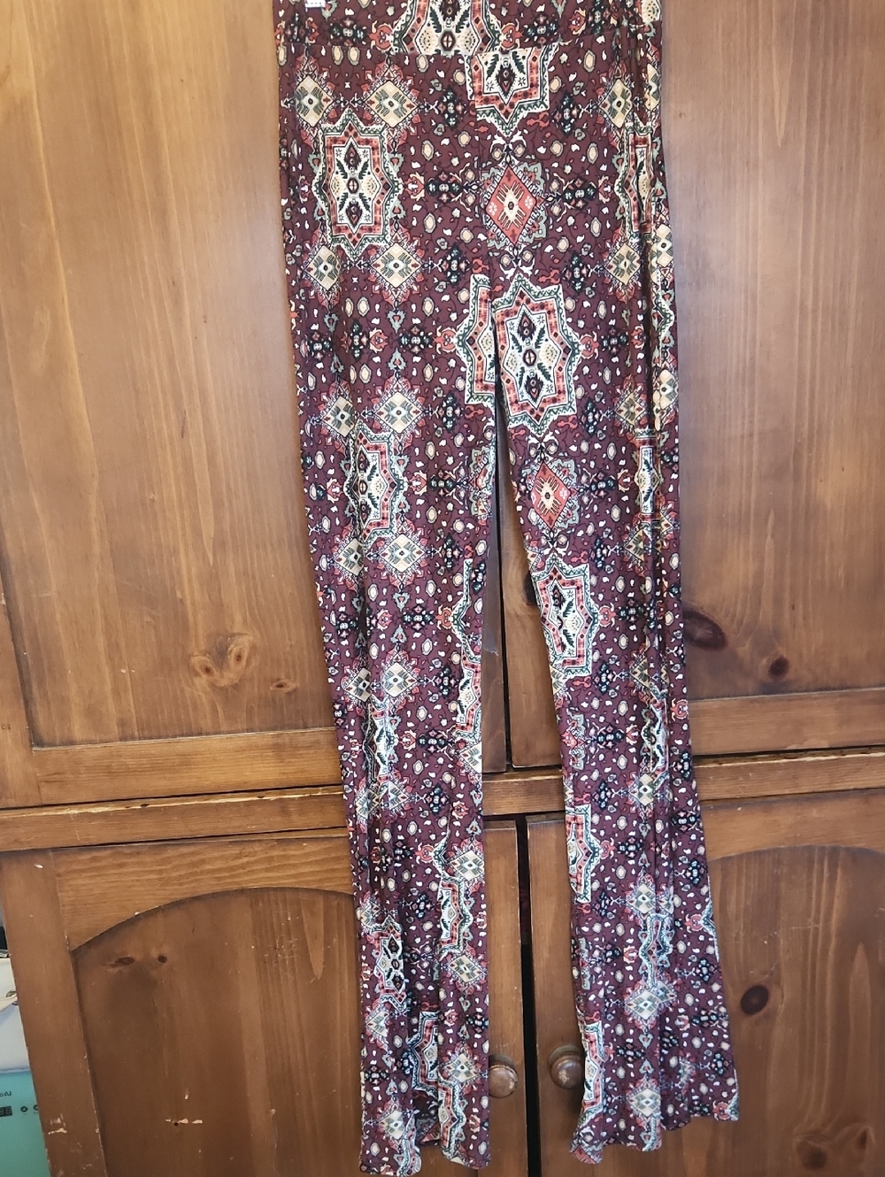 Boho Patterned Mid Rise Wide-Leg Women's Pants in Burgundy